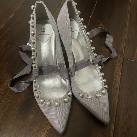 New Pedder Red x Fleamadonna Limited Edition Pearl Ribbon Tie Grosgrain Pumps - Picture 3 of 6
